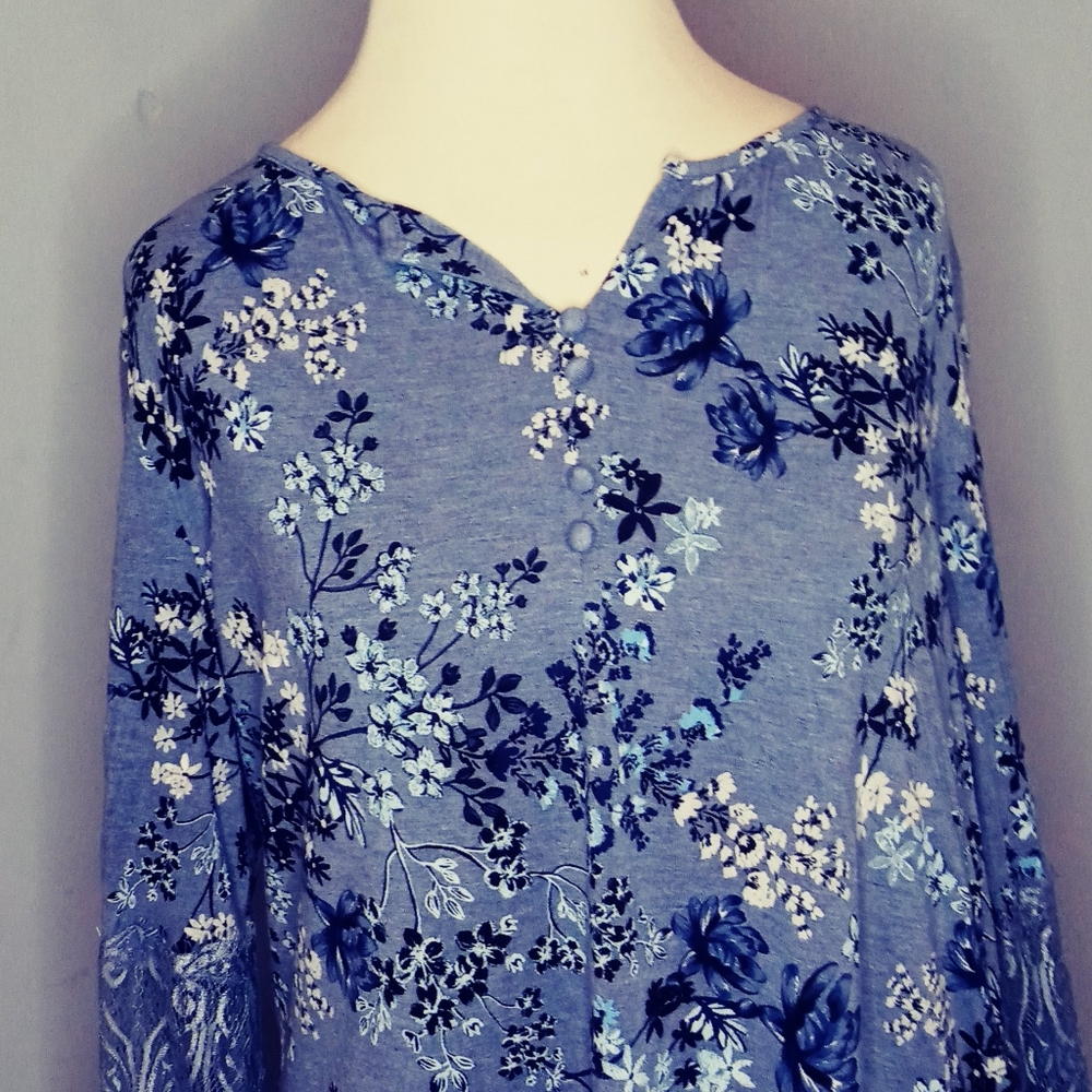 Liz Claiborne blouse size 2XL